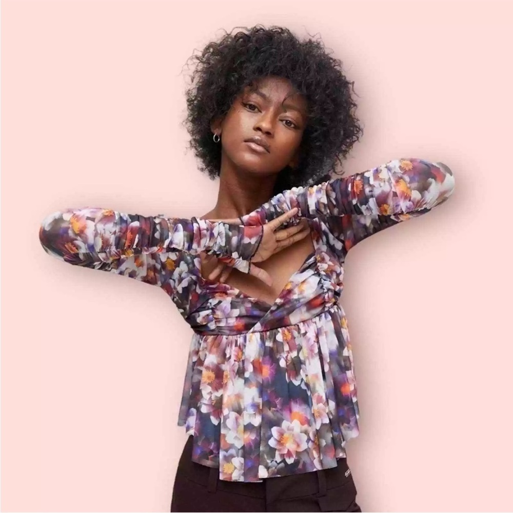 Urban Outfitters Small Top Cropped Mesh Floral Ruched Long Sleeve S